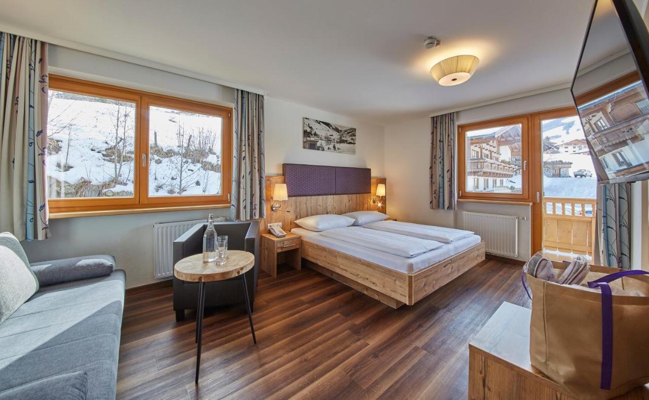 Johanneshof - Dein Mountain Wohlfuehlhotel Saalbach-Hinterglemm Exterior photo